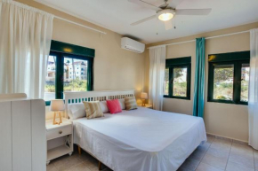 Beautiful apartment at Beach Residential SM J-201